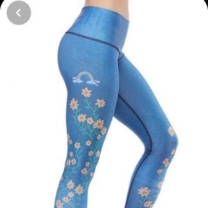 Teeki Leggings in Small